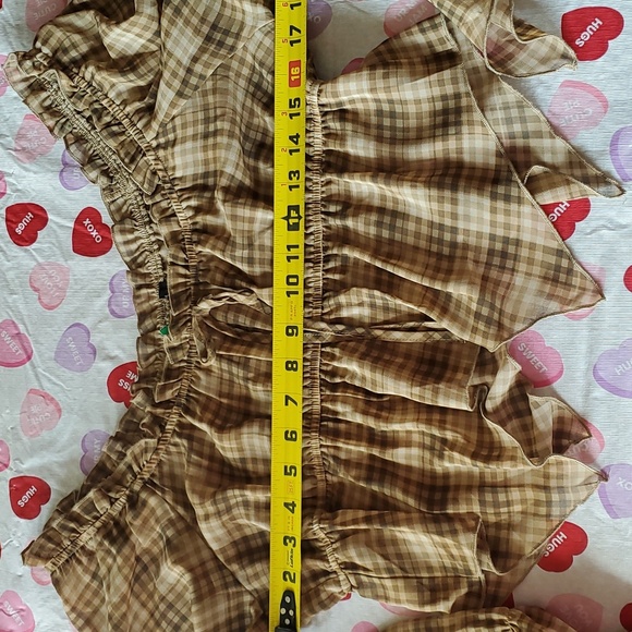 Charming plaid crop top CUTE! - Picture 5 of 10